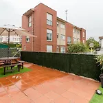 Surf House Apartament *